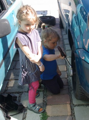 autoschrauber_02.JPG (216.12 KiB) 2800 mal betrachtet autoschrauber_02.JPG