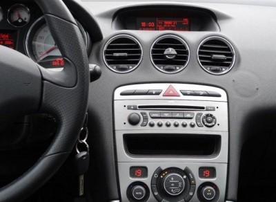 auto.jpg (86.62 KiB) 1442 mal betrachtet auto.jpg