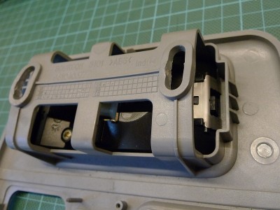 2012-09-26 003 Peugeot 306 - Innenraumleuchte von hinten_a.jpg (213.57 KiB) 1533 mal betrachtet 2012-09-26 003 Peugeot 306 - Innenraumleuchte von hinten_a.jpg