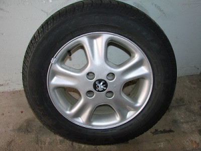 Räder 406 003.JPG (83.76 KiB) 1013 mal betrachtet Räder 406 003.JPG