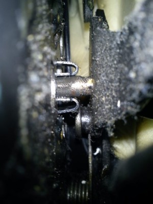 Sitzlehnenentriegelung.JPG (64.91 KiB) 621 mal betrachtet Sitzlehnenentriegelung.JPG