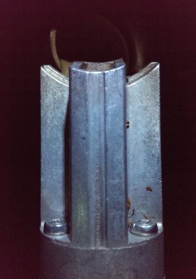 Bolzen seitlich.jpg (79.46 KiB) 2255 mal betrachtet Bolzen seitlich.jpg