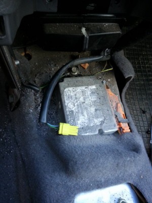 Stecker an MIttelkonsole_450x600.jpg (61.44 KiB) 3294 mal betrachtet Stecker an MIttelkonsole_450x600.jpg