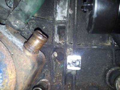 Schraube Klopf.jpg (55.84 KiB) 3699 mal betrachtet Schraube Klopf.jpg